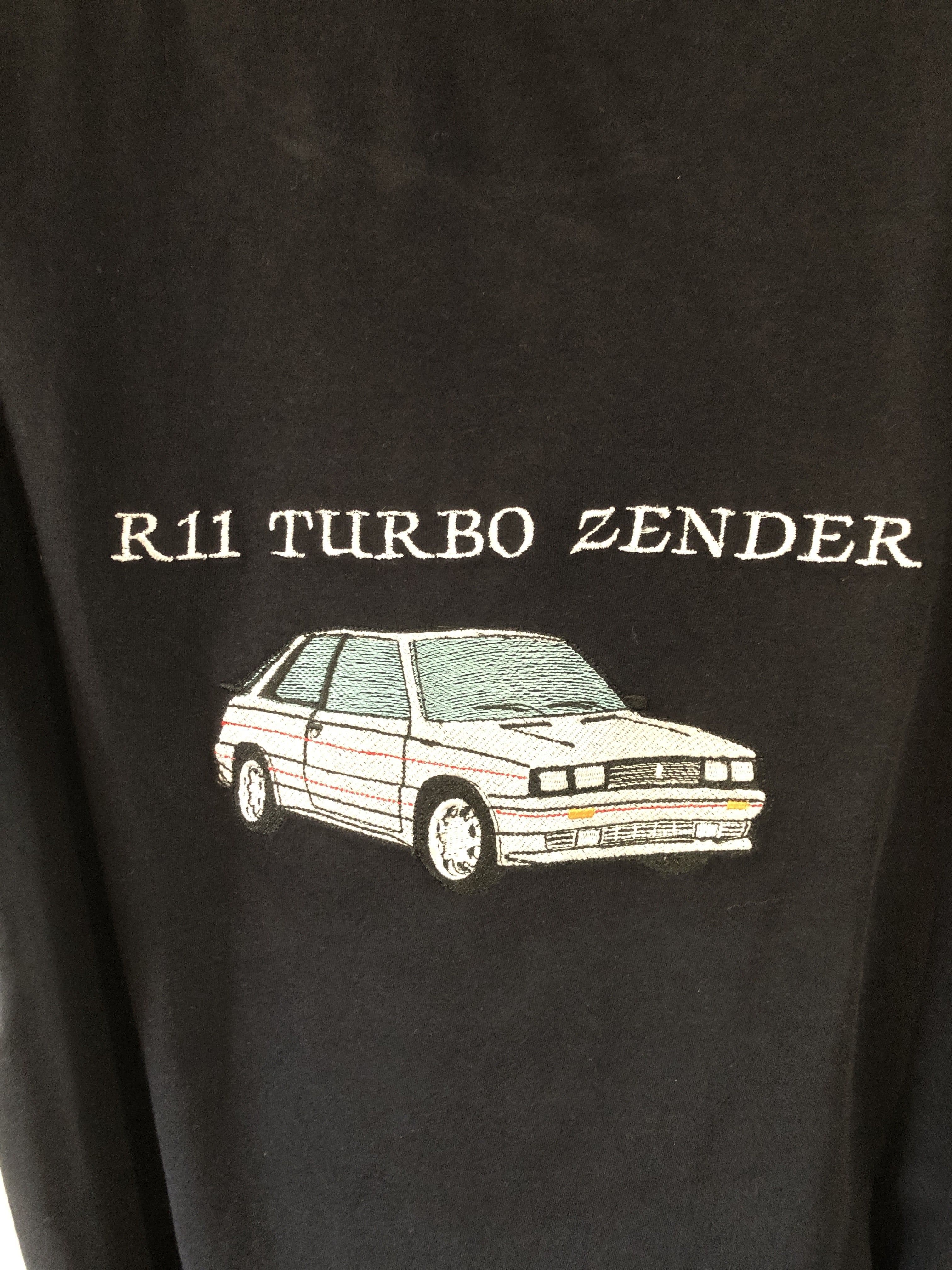 zoom t-shirt brodé R11 Turbo Zender